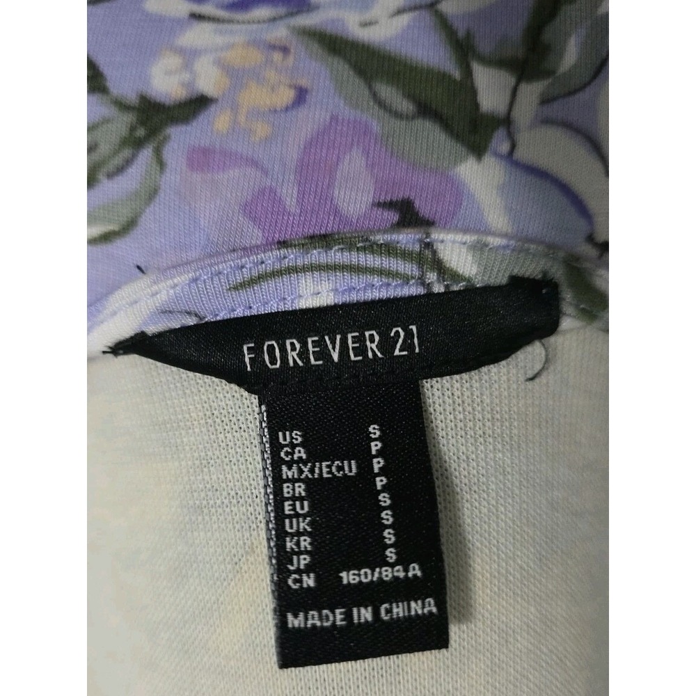Forever 21 Womens Lavender Floral Smocked Waist V-Neck Flutter Sleeve Top‎ S - Picture 4 of 5